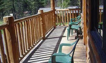 Somers Bay Log Cabin Lodging 호텔 외부 사진